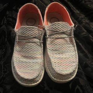 Hey dudes buckle exclusive